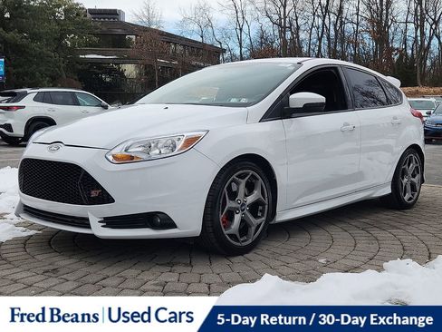 Used 2014 Ford Focus ST w/ Equipment Group 201A image 3