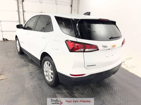 Used 2024 Chevrolet Equinox LS w/ LS Convenience Package FWD image 7
