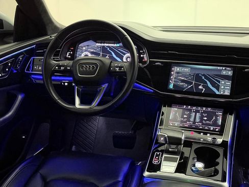 Used 2020 Audi Q8 Prestige w/ Prestige Package AWD/4WD image 29
