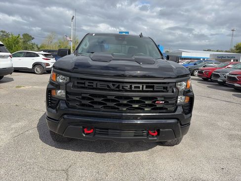 Used 2024 Chevrolet Silverado 1500 Custom Trail Boss AWD/4WD image 3