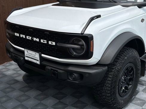 Used 2023 Ford Bronco Wildtrak AWD/4WD image 19