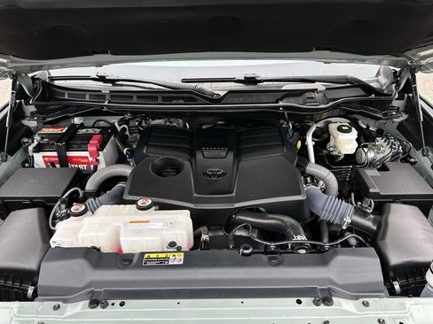 Used 2024 Toyota Tundra SR5 w/ SR5 Convenience Package image 34