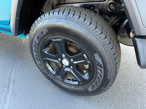 Used 2019 Jeep Wrangler Unlimited Sport S AWD/4WD image 37