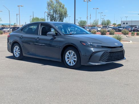 Used 2025 Toyota Camry LE FWD image 6
