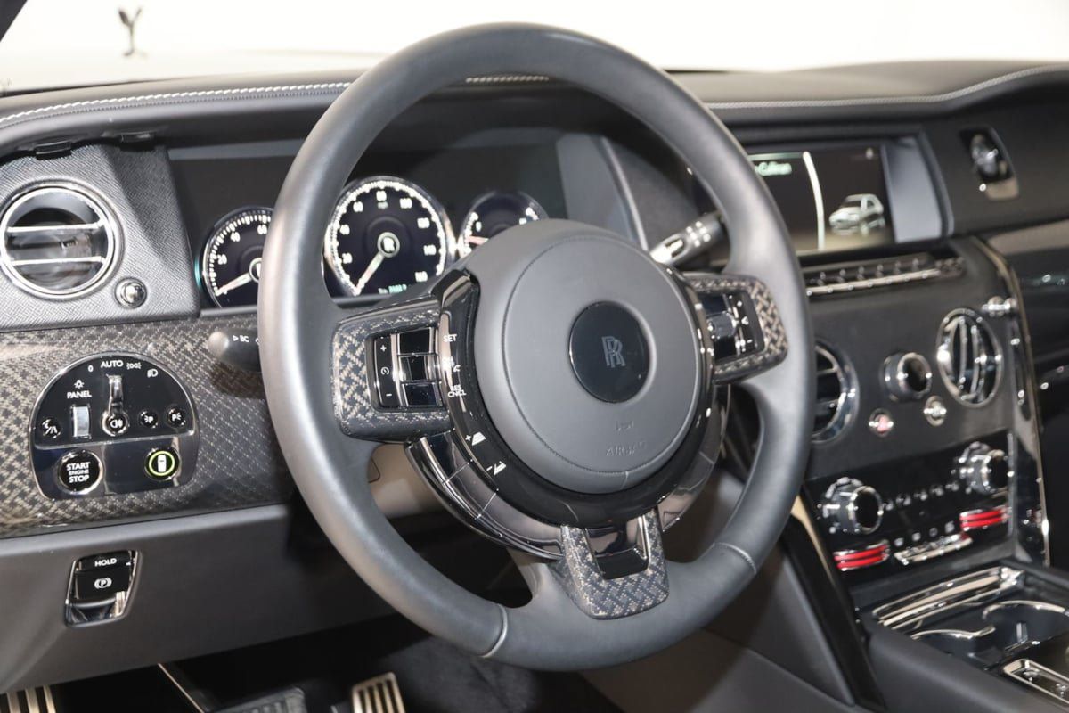 Used 2024 Rolls-Royce Cullinan Black Badge AWD/4WD image 7