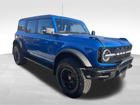Used 2024 Ford Bronco Wildtrak image 9