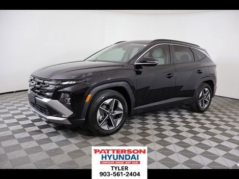 Certified 2025 Hyundai Tucson SEL image 1