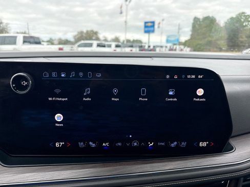 Used 2025 Chevrolet Tahoe Premier image 28