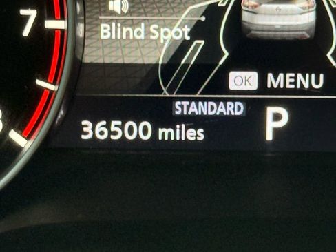 Used 2021 Nissan Rogue SV image 32