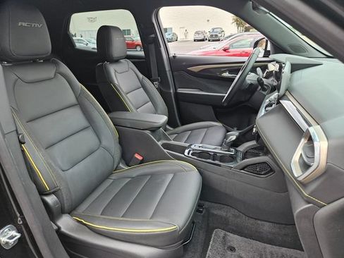 Used 2025 Chevrolet TrailBlazer ACTIV w/ Convenience Package FWD image 20