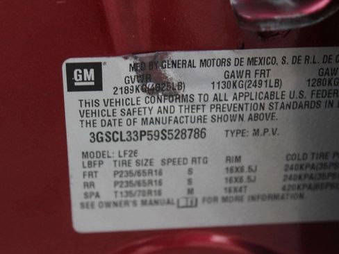 Used 2009 Saturn Vue XE image 8