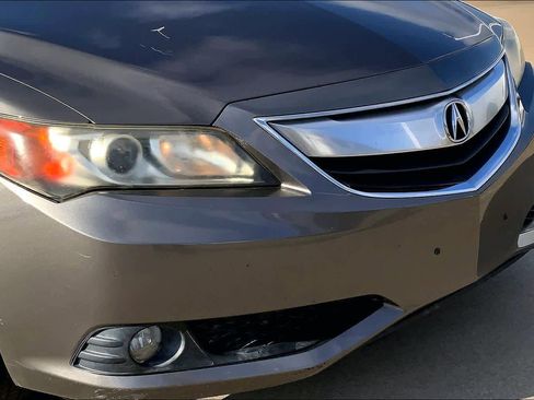 Used 2013 Acura ILX w/ Premium Package image 28