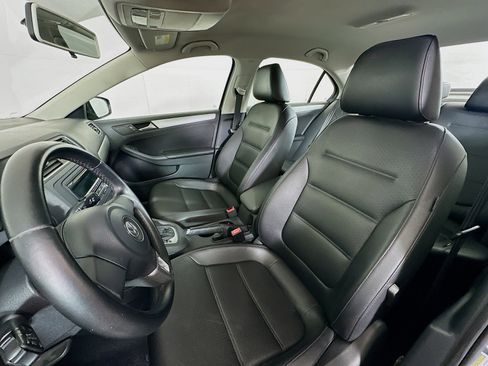 Used 2013 Volkswagen Jetta SE image 13