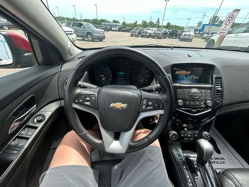 Used 2014 Chevrolet Cruze LT FWD image 27