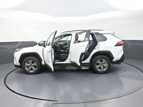 Certified 2025 Toyota RAV4 XLE FWD image 42