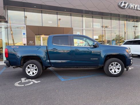 Used 2019 Chevrolet Colorado LT w/ LT Convenience Package AWD/4WD image 3