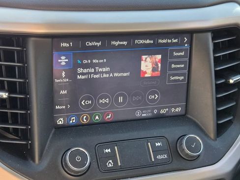 Used 2023 GMC Acadia Denali w/ Denali Technology Package AWD/4WD image 29