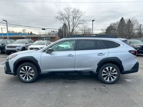 Certified 2025 Subaru Outback Limited image 10