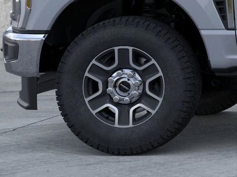 New 2026 Ford F350 Lariat w/ FX4 Off-Road Package AWD/4WD image 19