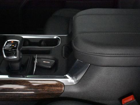 Used 2025 GMC Sierra 1500 Elevation w/ Elevation Premium Package image 30