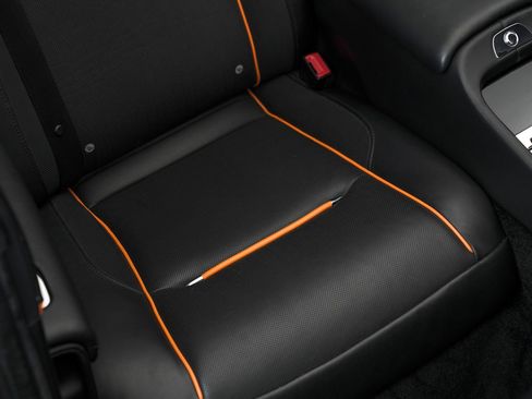 Used 2020 Rolls-Royce Dawn image 67