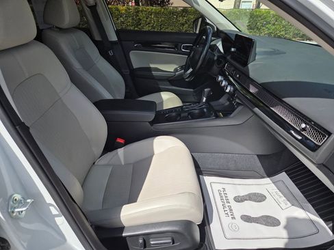 Used 2022 Honda Civic Touring image 10