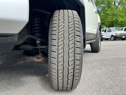 Used 2013 Toyota FJ Cruiser 4WD w/ Upgrade Pkg image 15