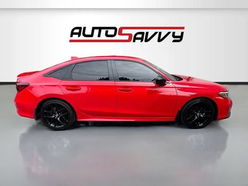 Used 2025 Honda Civic Sport image 8