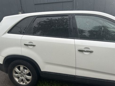 Used 2012 Kia Sorento LX AWD/4WD image 25