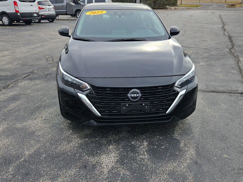 Used 2025 Nissan Sentra SV image 14