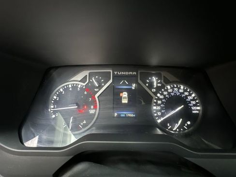 Used 2022 Toyota Tundra Limited image 12