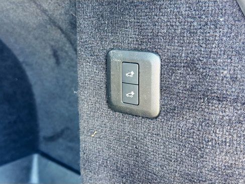 Used 2020 Land Rover Range Rover Sport HSE image 45