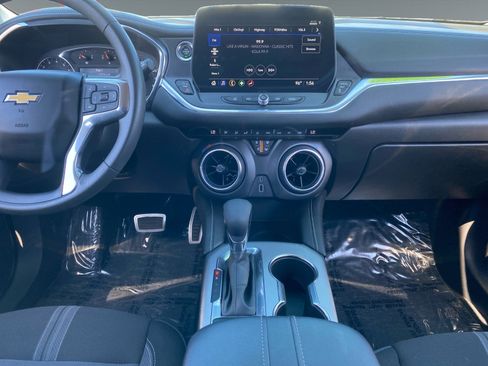 Used 2023 Chevrolet Blazer LT w/ Midnight/Sport Edition FWD image 11