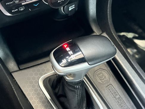 Used 2018 Dodge Charger R/T Scat Pack w/ Dynamics Package RWD image 20