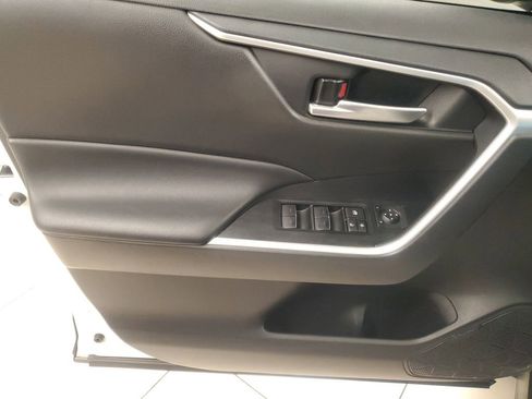 Certified 2025 Toyota RAV4 XLE image 17