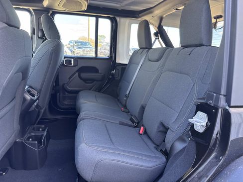 New 2026 Jeep Wrangler Unlimited Sport image 7