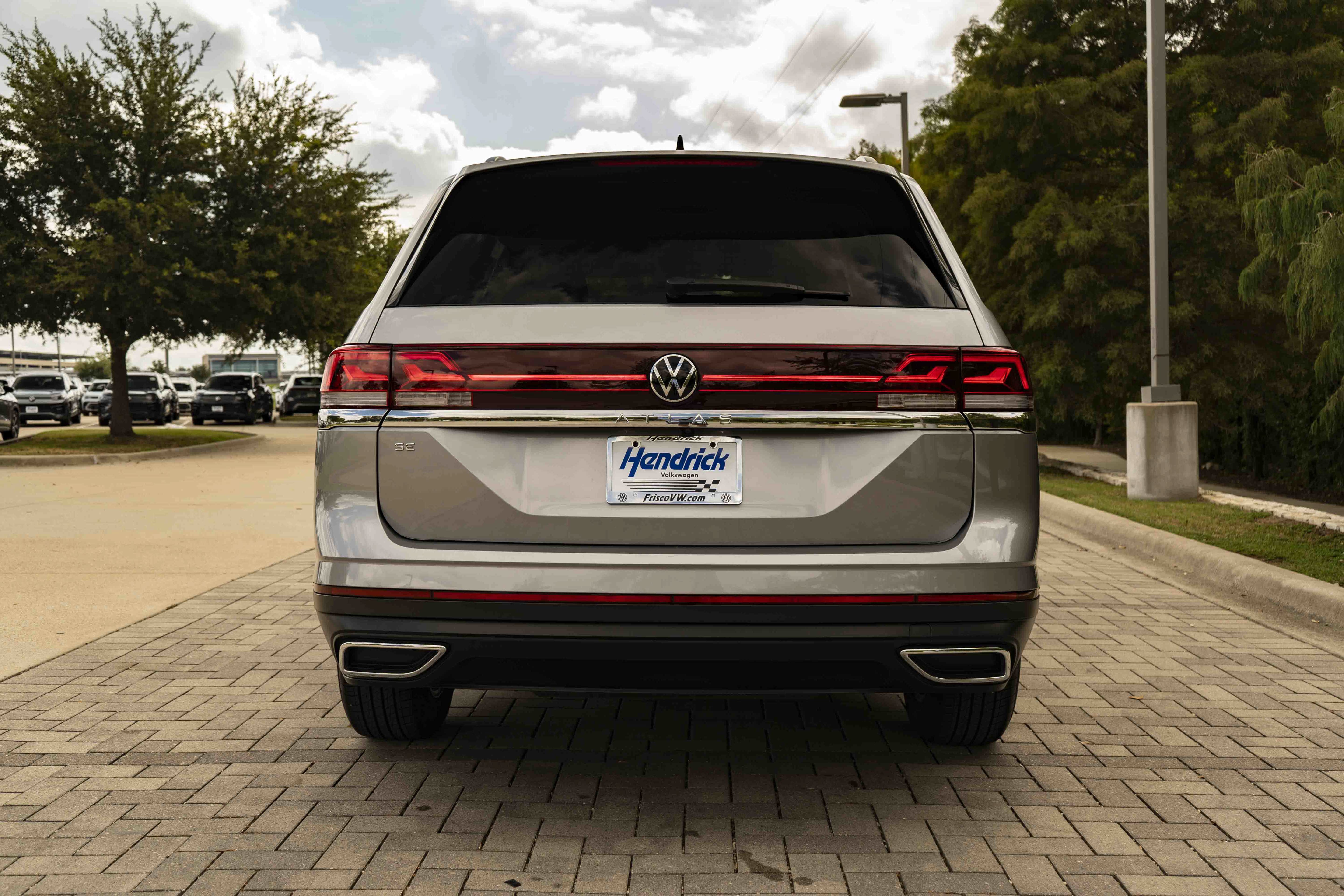 Certified 2026 Volkswagen Atlas SE FWD image 7