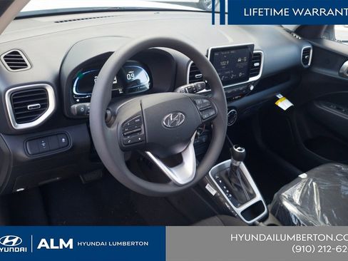 New 2026 Hyundai Venue SE FWD image 14