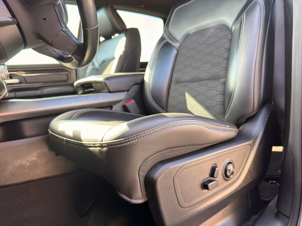 Used 2020 RAM 1500 Sport w/ Comfort & Convenience Group AWD/4WD image 15