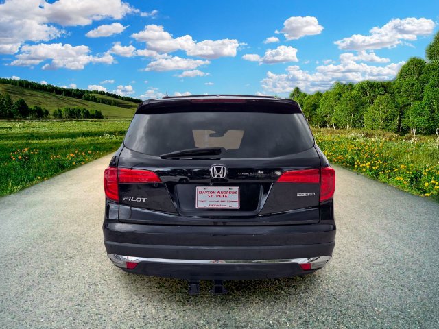 Used 2017 Honda Pilot Touring image 5