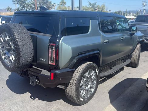 Used 2024 GMC Hummer EV 3X AWD/4WD image 14