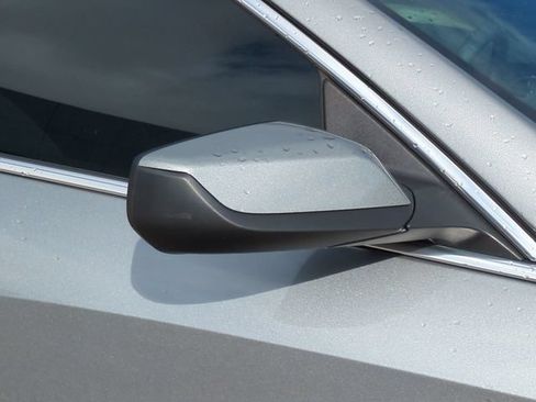 Used 2023 Chevrolet Malibu RS FWD image 12