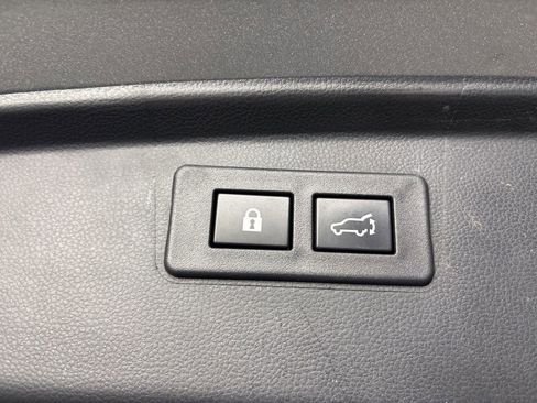 Used 2023 Subaru Outback Touring XT image 26