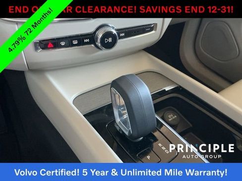 Certified 2023 Volvo XC60 B5 Plus image 22