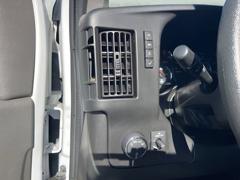 Used 2023 GMC Savana 2500 Extended w/ Driver Convenience Package RWD image 23