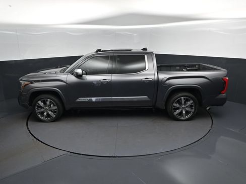 Used 2022 Toyota Tundra Capstone AWD/4WD image 34
