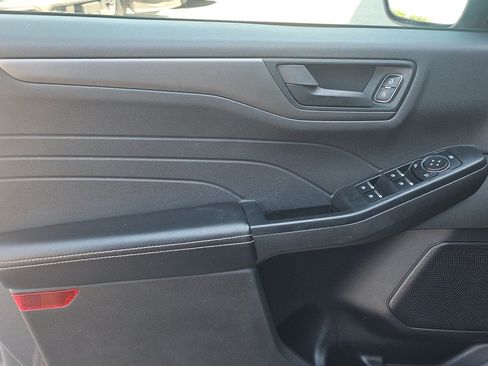 Used 2024 Ford Escape Active AWD/4WD image 12
