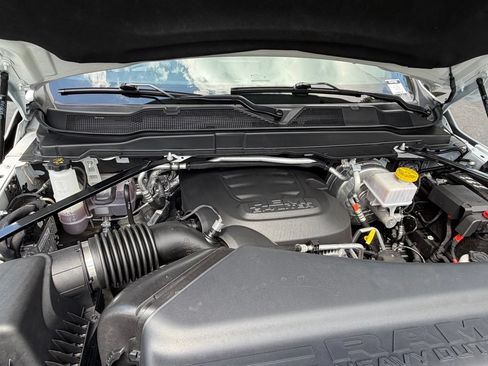 Used 2025 RAM 2500 Tradesman AWD/4WD image 30