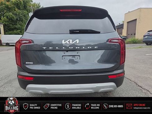 Used 2022 Kia Telluride LX AWD/4WD image 8