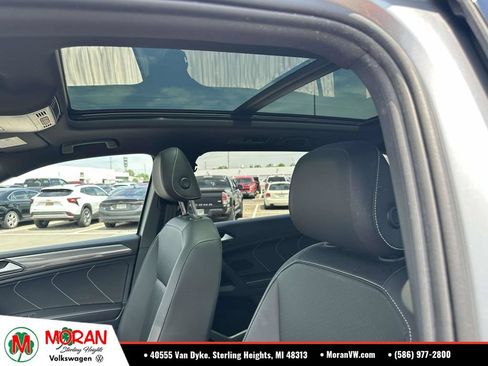Certified 2023 Volkswagen Tiguan SE R-Line AWD/4WD image 23